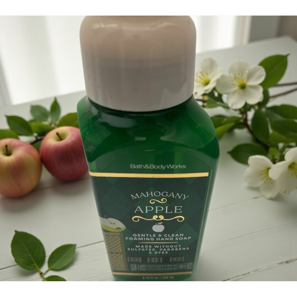 Bath & Body Works Mahogany Apple Gentle Clean Foaming Hand Soap 8.75‎ oz Apple